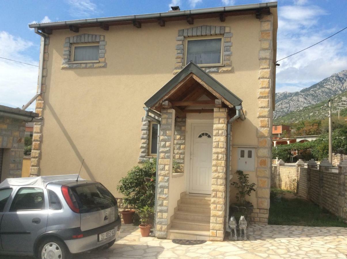 Apartman Nadia Karlobag Exterior foto